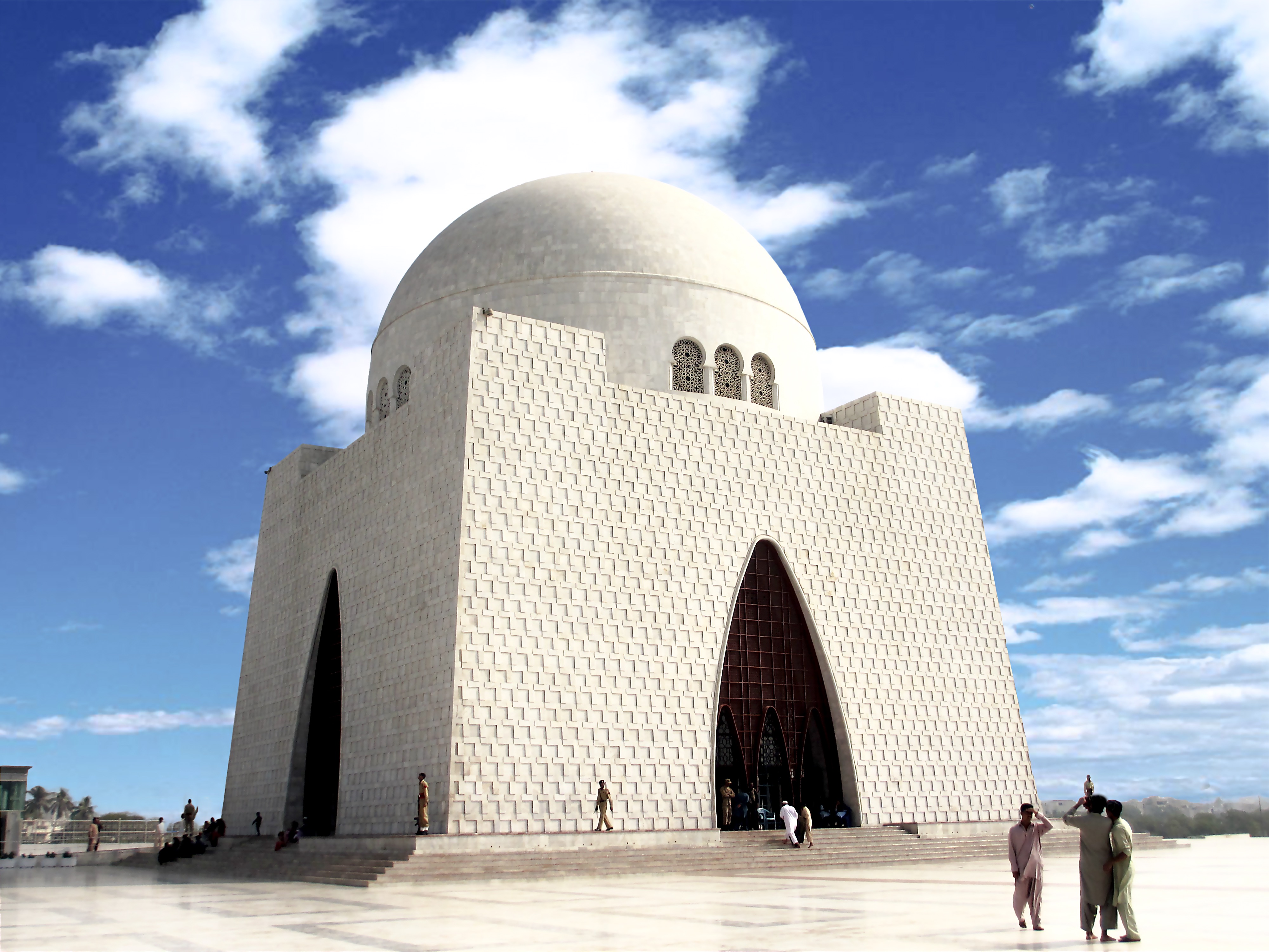Muhammad Ali Jinnah Mausoleum (Mazar-e-Quaid) — main view in Karachi, Pakistan